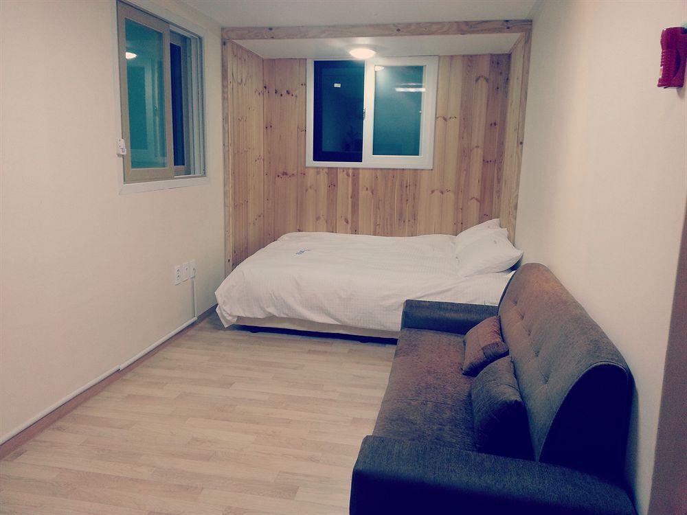 Iu Guest House Myeongdong Seul Zewnętrze zdjęcie